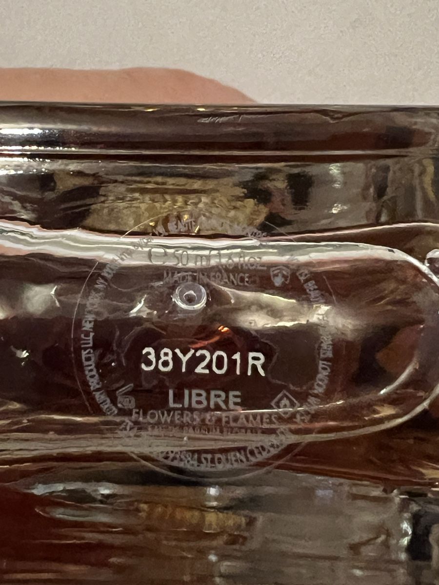 Saint Laurent Profumi & Eau de Toilette: Yves Saint Laurent Libre Eau de Parfum Flower&Flames, 50ml – Nuovo e nell'imballaggio originale da Payerne venduto da Ventes.suisses_ 1