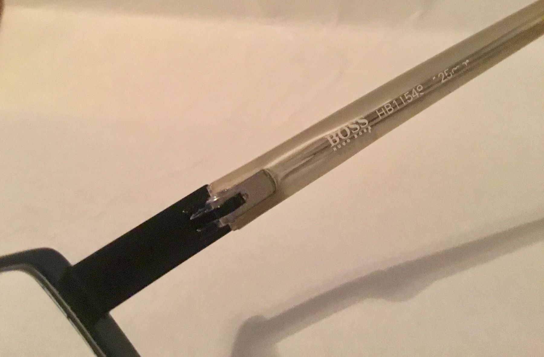 Hugo Boss Occhiali & Lenti: Hugo Boss Brille Vintage – Usato da Schlieren venduto da Jeajet 6