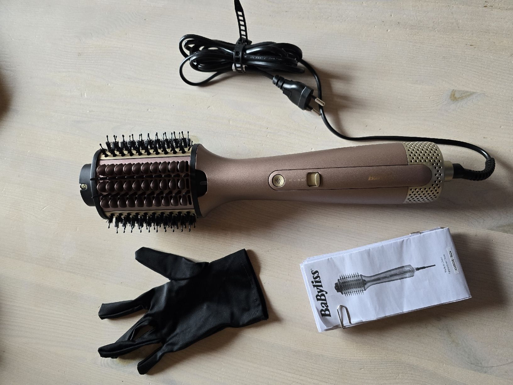 BaByliss Asciugacapelli: Volumenbürste von Babyliss. Nass oder Trocken. – Usato da Bad Zurzach venduto da bin-da