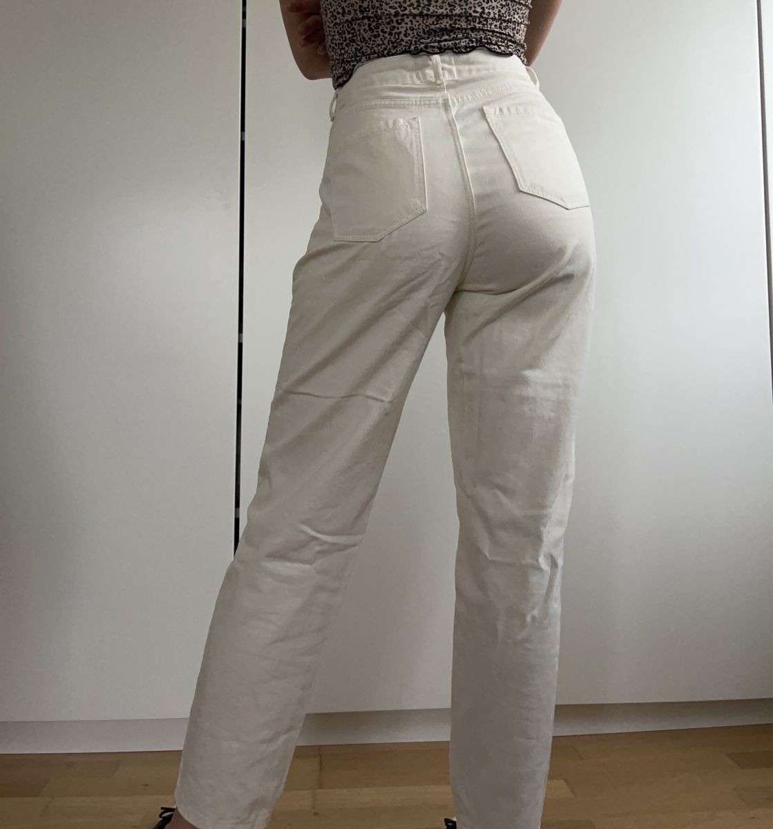 Tally Weijl Jeans: Jeans weiss Buntfallten – Usato da Bern venduto da valery_la_cherry 1