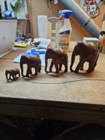 Holz Elefanten Figuren Set 4 Stk. Konvolut (V)
