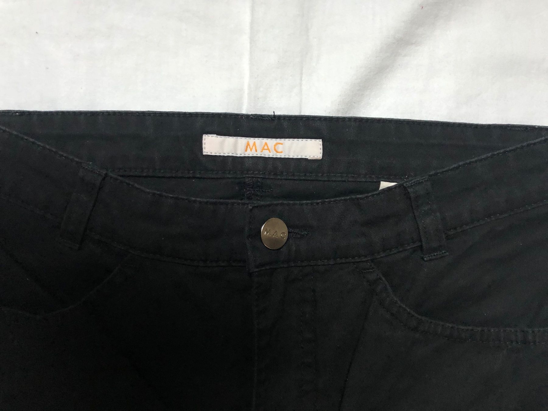 Jeans: MAC Jeans, Gladis, schwarz, Gr. 36 – Usato da Basel venduto da Solaia28 2