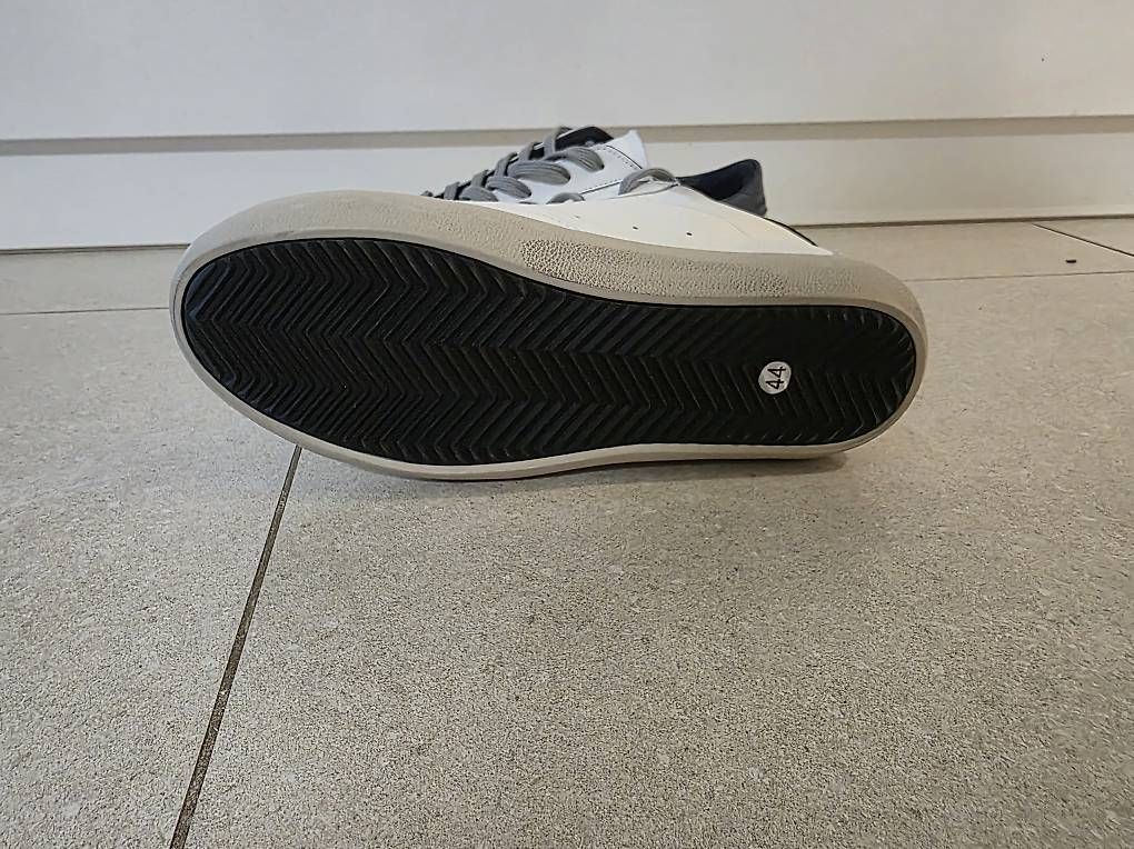 Scarpe da uomo: Sneakers weiss mit Stern Gr. 44 – Nuovo e nell'imballaggio originale da Wettingen venduto da Goldrake10 3