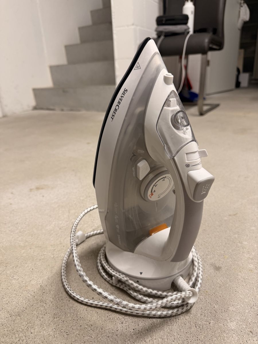 Ferri da stiro: Iron – Usato da Gontenschwil venduto da may_c9vr 3