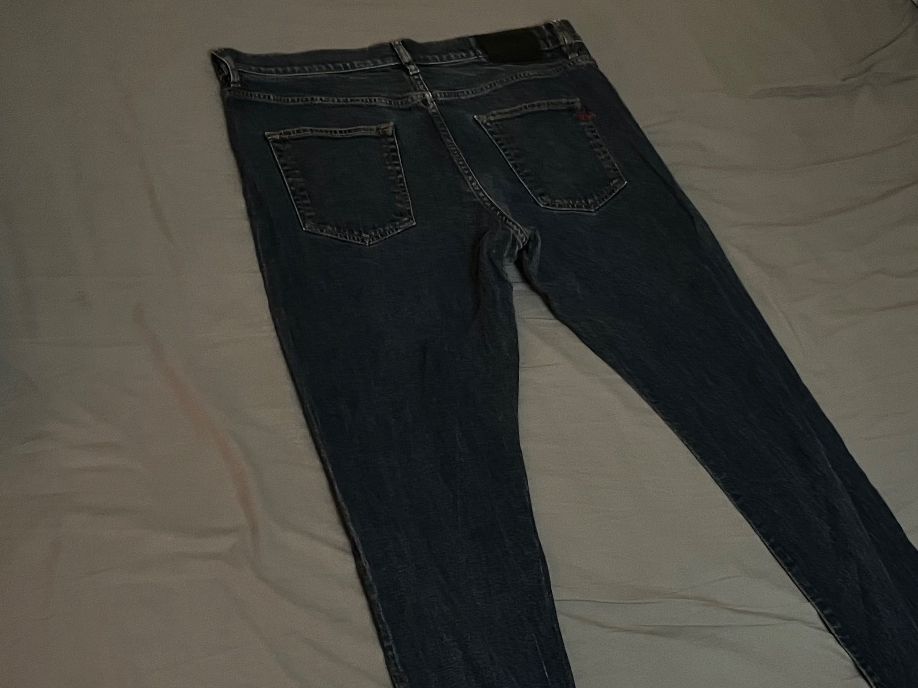 Diesel Jeans: Diesel Jeans – D'occasion à Oberengstringen par em2k 1