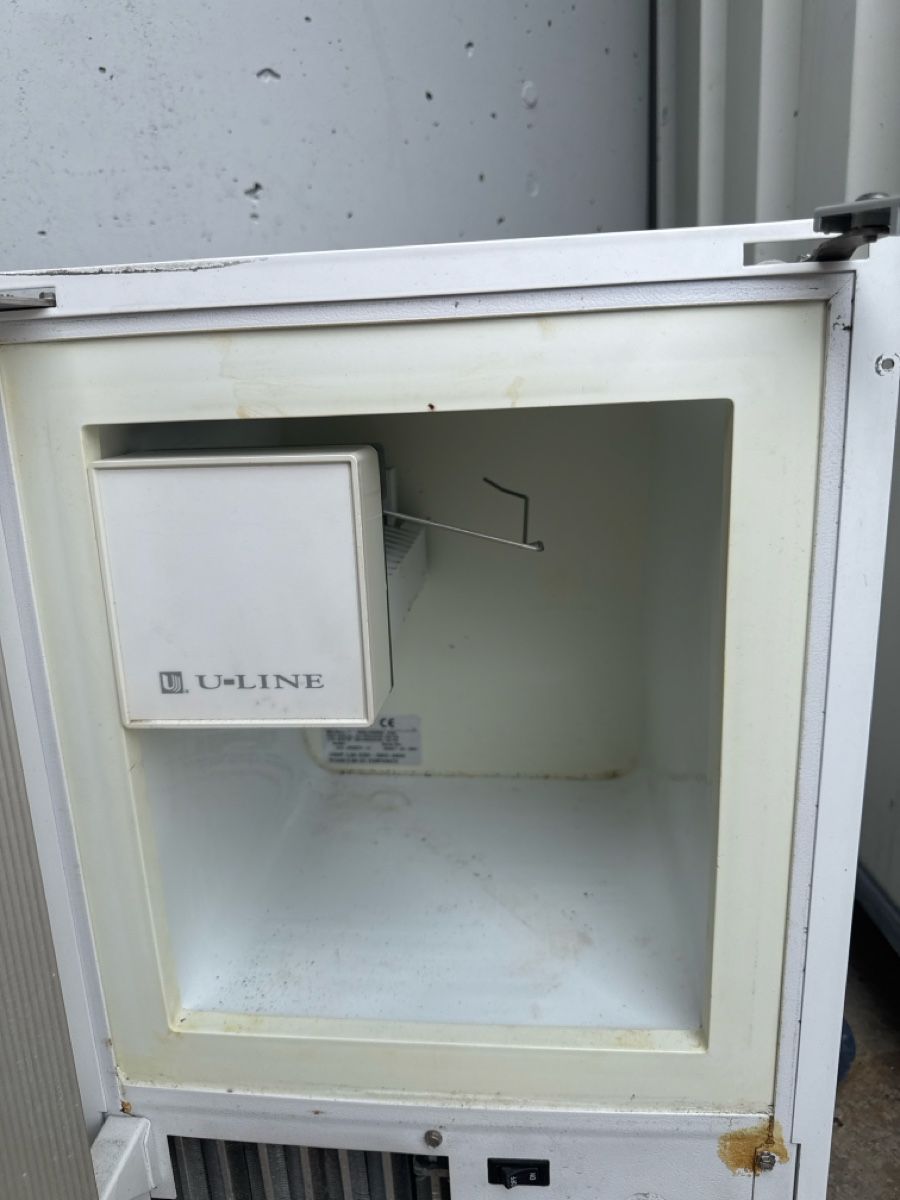 Elettrodomestici da cucina: Eismaschine U-Line ULN-WH95TP-11 – Difettoso da Wädenswil venduto da Schuetze1350 1