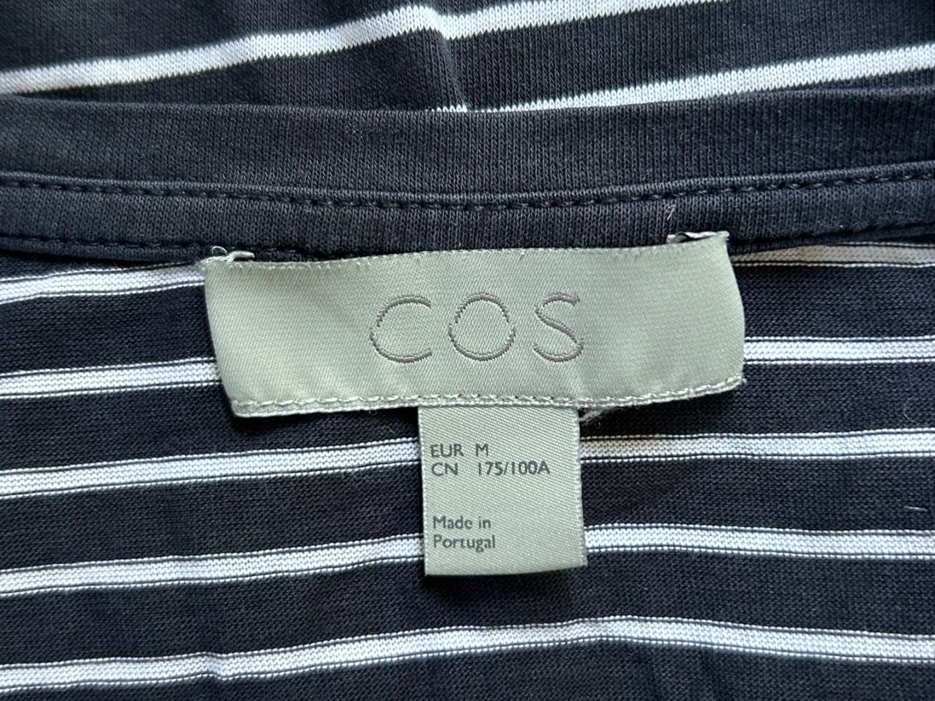 Cos T-Shirts: Cos T-Shirt – Gebraucht aus St. Gallen von look-twice 3