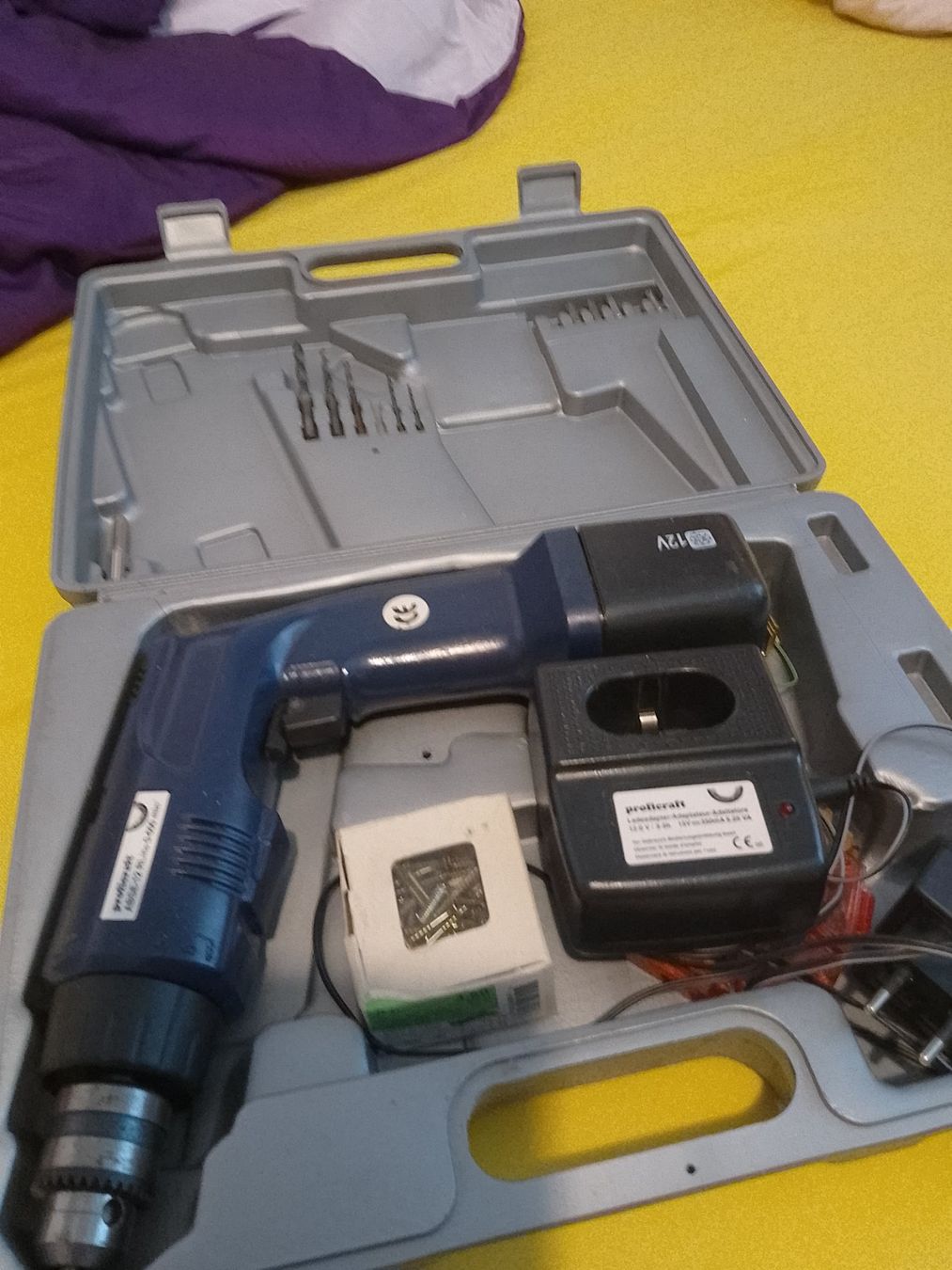 Tous les outils: Werkzeugkoffer, Akkubohrer – D'occasion à Weinfelden par PaterPio1968 1