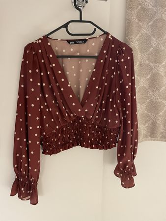 Zara Damenbluse gepunktet