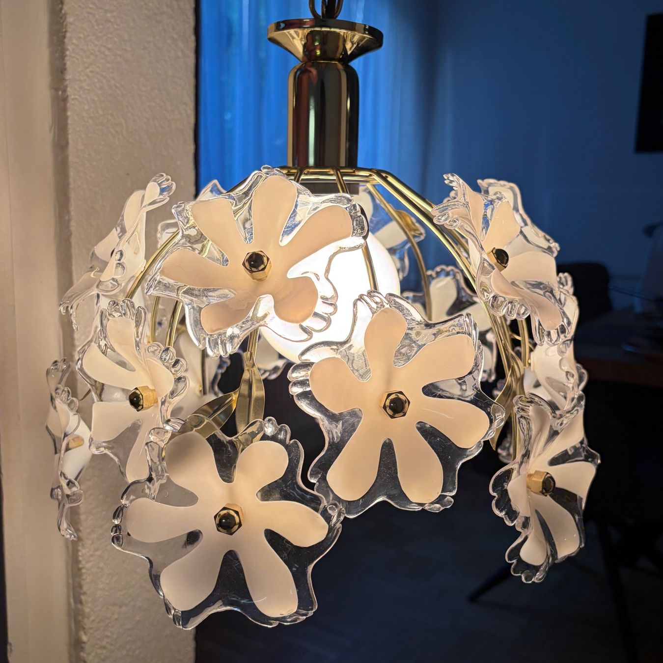 Eglo Kronleuchter & Deckenlampen: Lampe EGLO Florale Blumen Messing-Hängeleuchte – Gebraucht aus Degersheim von melilalelahuh69 4