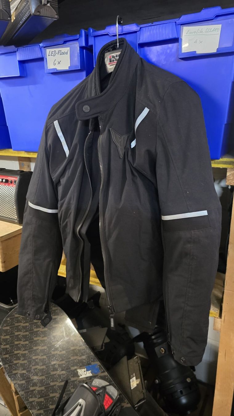 IXS Completi & Tailleur: IXS Damen Motorradkombi – Usato da Aesch BL venduto da isc_85jd