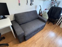 Ausziehbares Schlafsofa