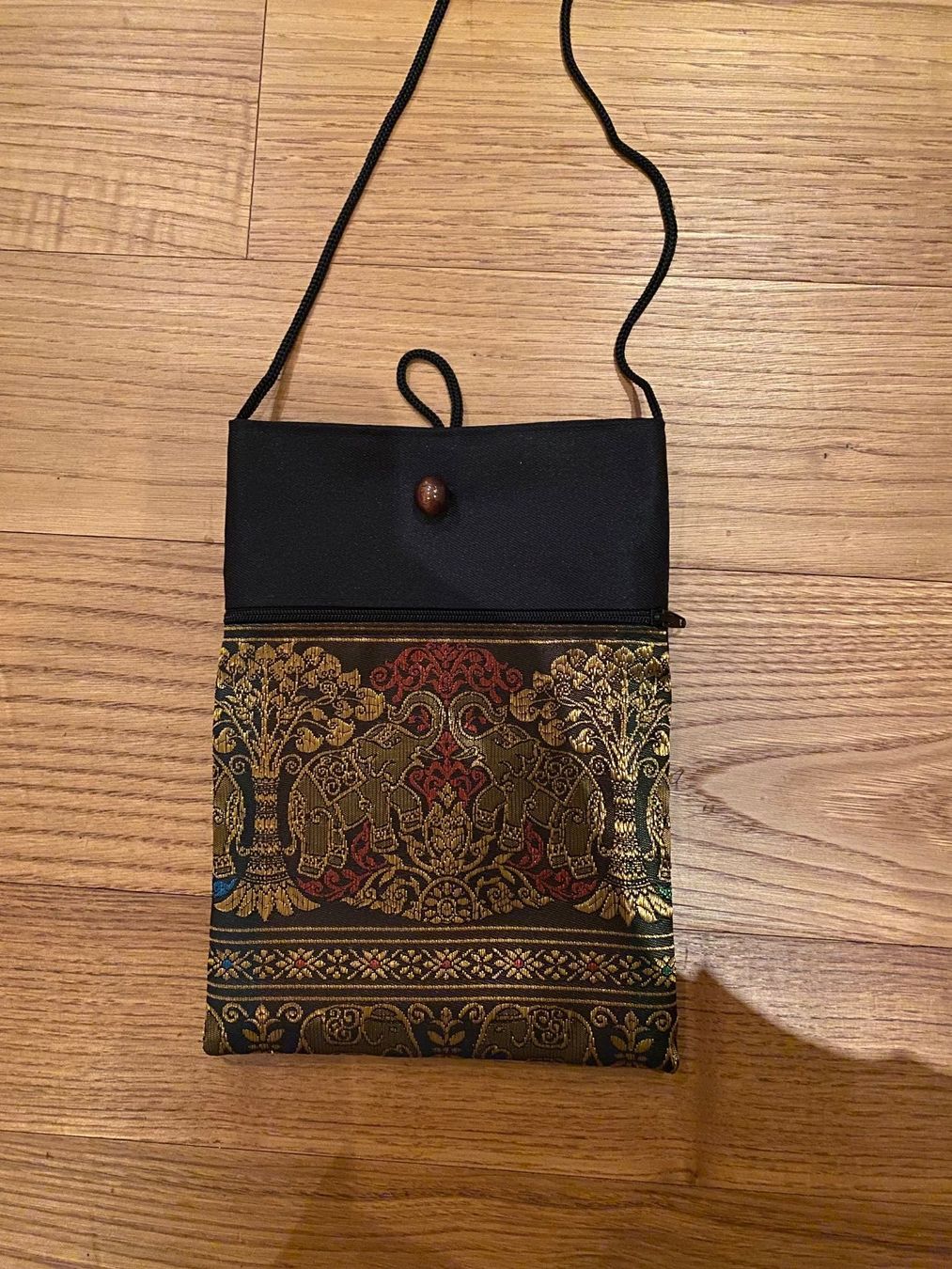 Borse: Umhängtasche NEU – Usato da Sissach venduto da laura.x4
