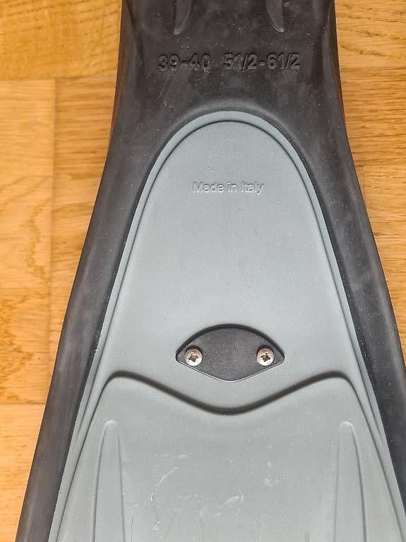 Flossen, Masken & Schnorchel: Freedive Flossen – Gebraucht aus Thun von rah_6vfq 1