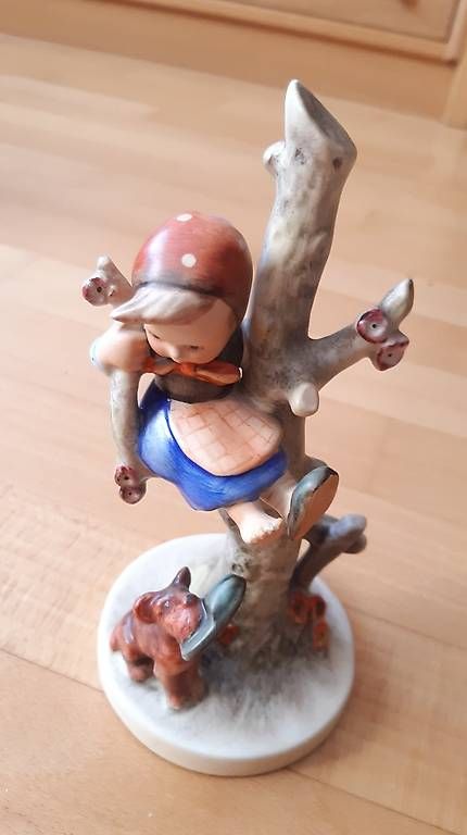 Statuette: Hummelfigur mit Name: In Sicherheit – Usato da Schaan venduto da jud_59jg 1