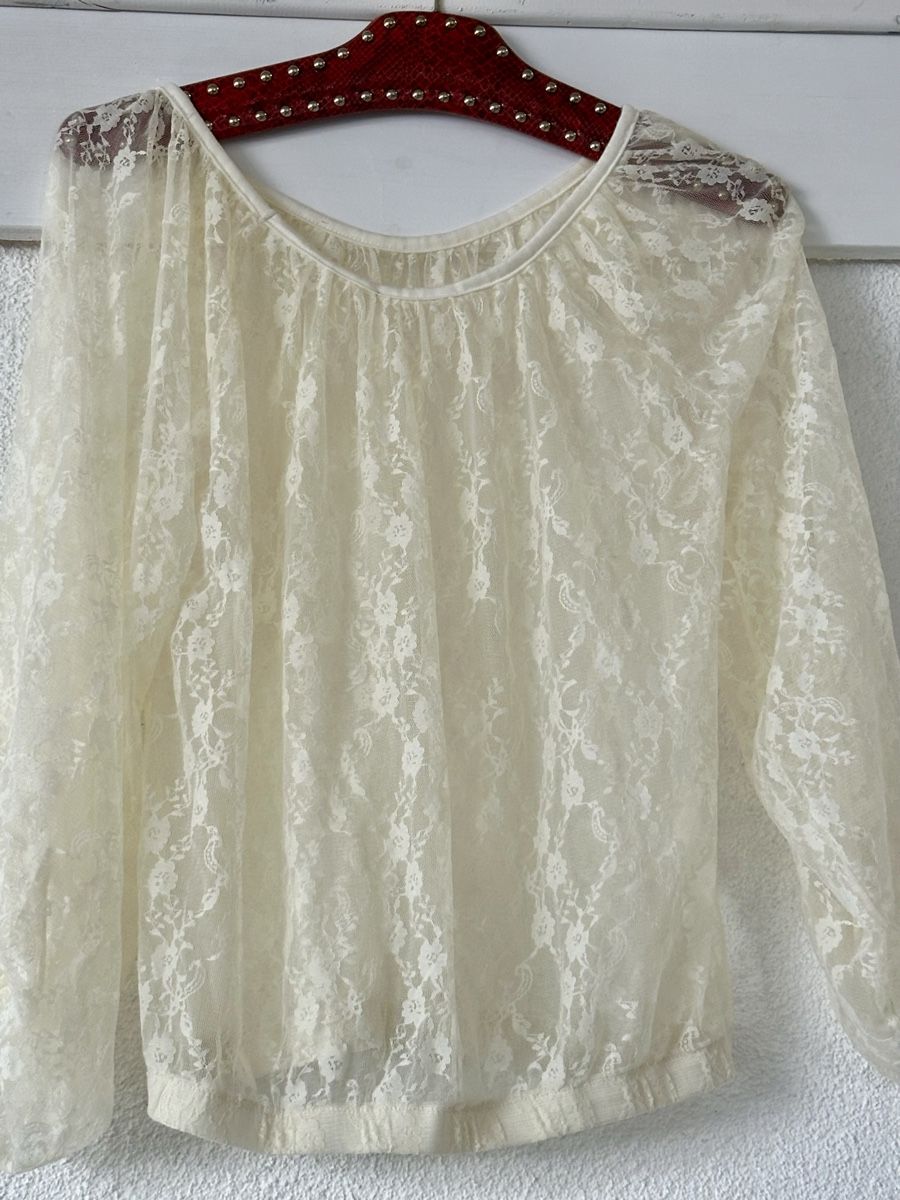 Cream Camicette: Cream Lace Blouse, Long Sleeve, Size Medium, Spring Look – Usato da Vevey venduto da ledidream 1