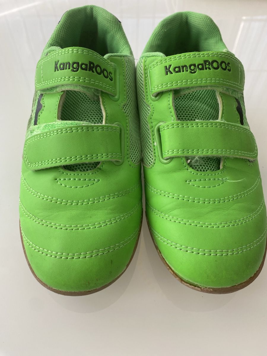 Scarpe per ragazzi: Sneakers Schuhe Kangaroos 33 – Usato da Gümligen venduto da zeusone1