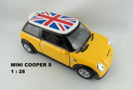 Modellauto - MINI COOPER S  - Neu - Grösse: 1:28