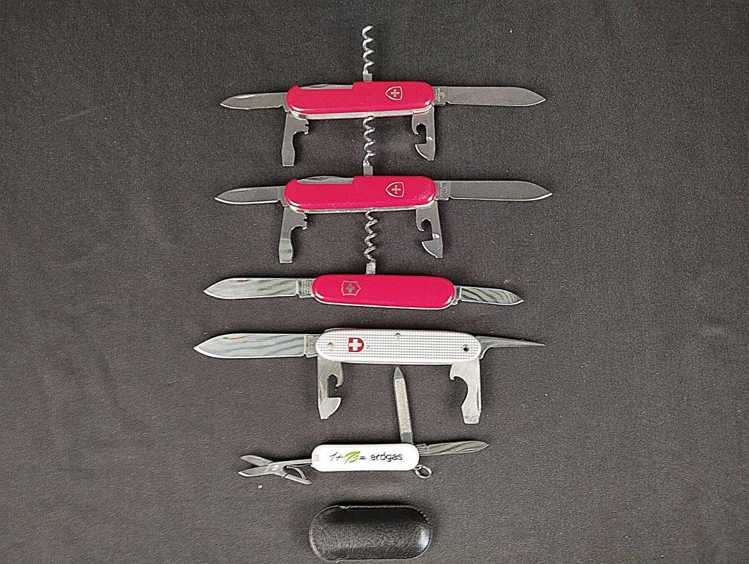 Victorinox Taschenmesser: VICTORINOX Sackmesser Set 5 Stück – Gebraucht aus Schübelbach von Restwert_Schubelbach 1