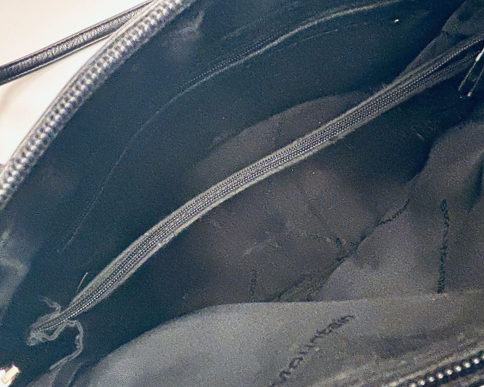 Borse da donna: Elegante Echtleder-Schultertasche Marke STONE MOUNTAIN – Usato da Birmensdorf ZH venduto da CAS-ZRH 9