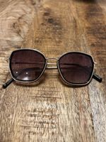 Sonnenbrille rund schwarz goldfarbe guter Zustand