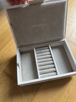 Schmuckkästchen Stackers weiss guter Zustand kompakt
