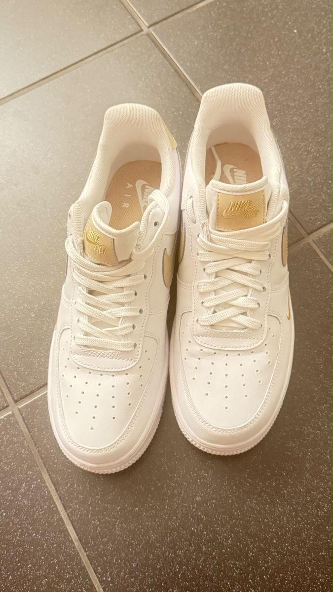 Nike Scarpe da uomo: Neu Nike Air Force 1 – Nuovo e nell'imballaggio originale da Winterthur venduto da nir_h72g 1