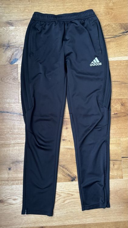 Adidas Pantaloni: Adidas Hose Gr. 13-14 J. Unisex – Usato da Volketswil venduto da Irkasha