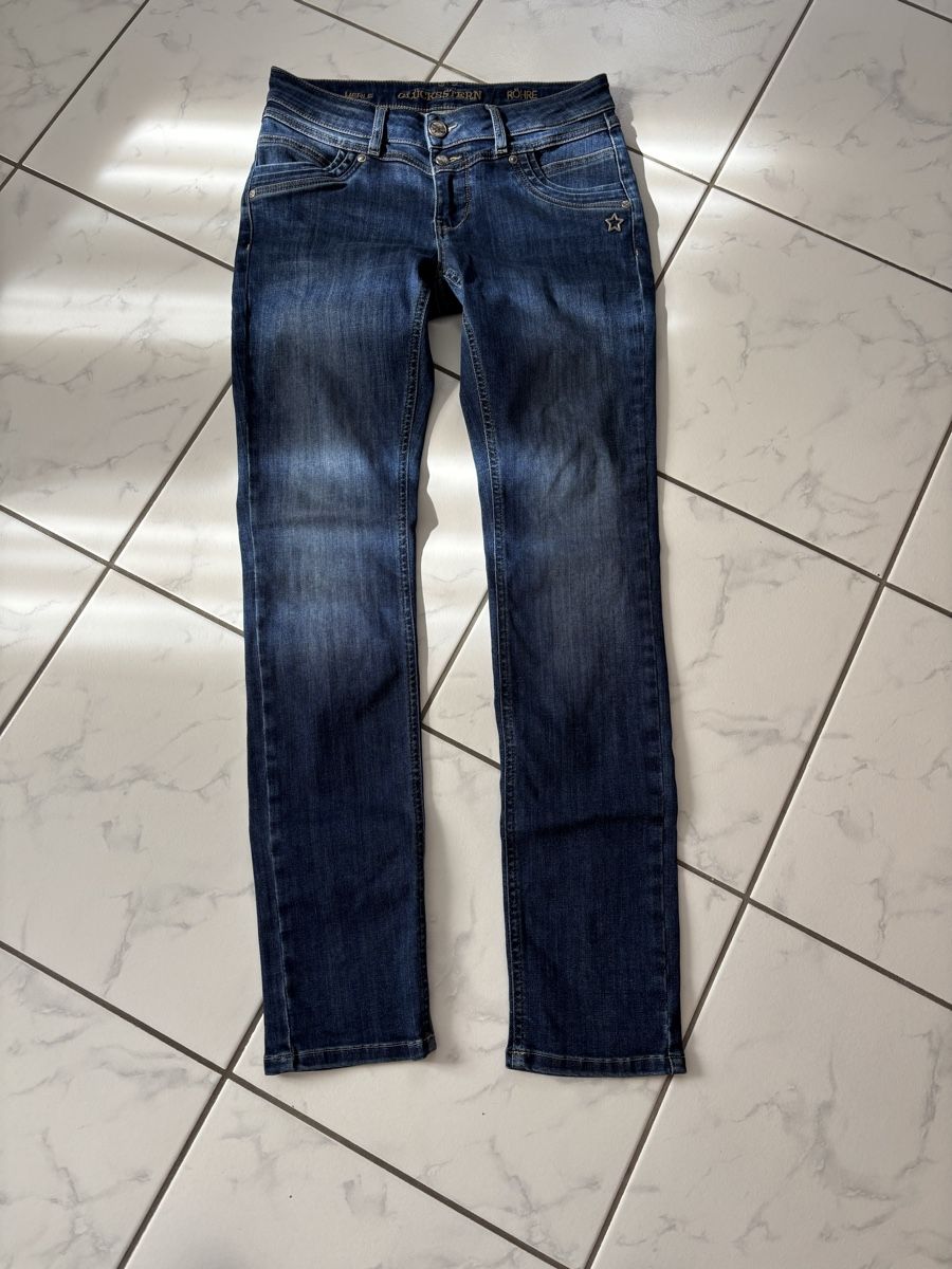 Jeans: Pantaloni di jeans strecc  – Nuovo (secondo la descrizione) da Schwyz venduto da Francesca54
