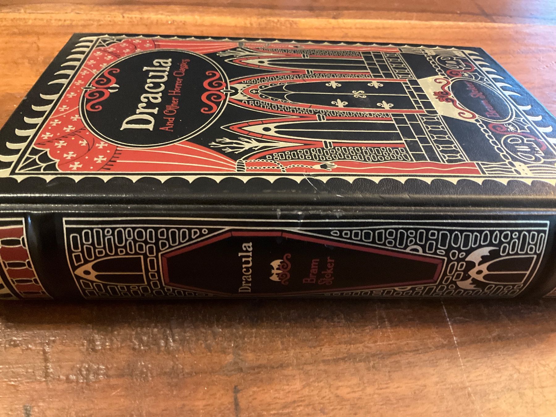 Libri: Dracula , Bram Stoker book – Usato da Avenches venduto da Lactobacille 4