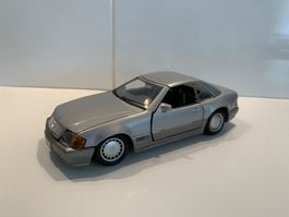 Mercedes-Benz 500 SL 1:24 cabi HT 1989  311