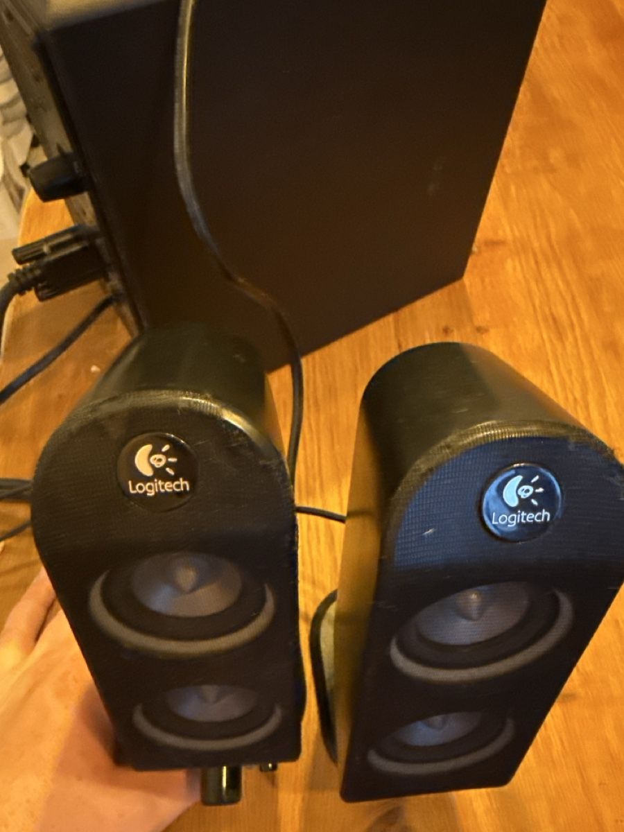Logitech Casse acustiche: Logitech X-230 2.1 PC-Soundsystem für Bastler oder Ersatz – Difettoso da Wabern venduto da MLPYAQ1027 7