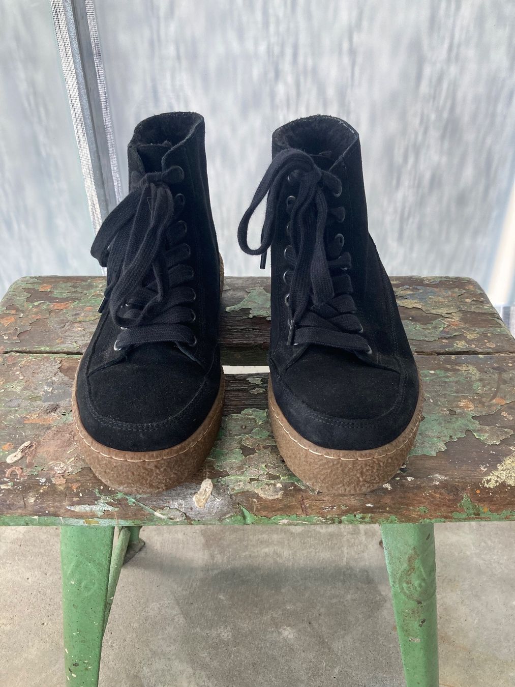 Navyboot Damenschuhe: Sneaker – Gebraucht aus Rorschach von Loonimuh