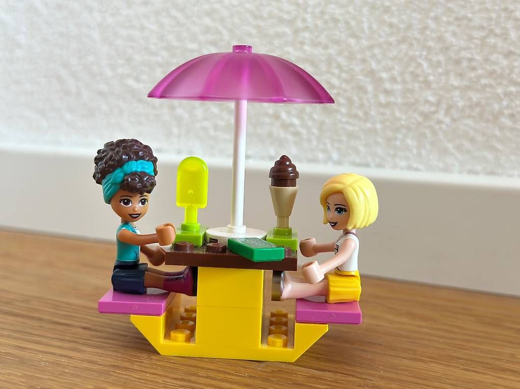 Spielzeuge: LEGO Friends, Eisdiele-/ wagen – Gebraucht aus Laufen von triplefever 3