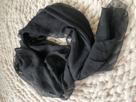 Leichter Seidenschal Schwarz halbtransparent 110 x 160 cm
