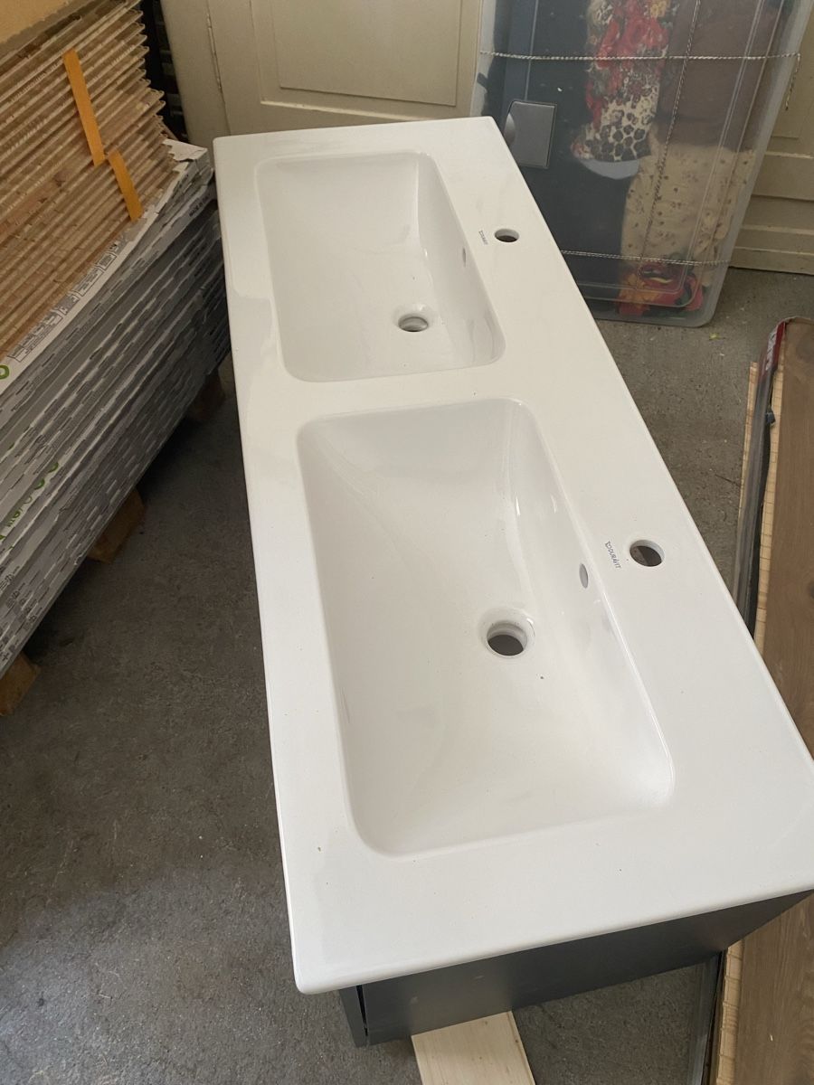 Mobili per bagno: Waschtisch Loosli mit Duravit Aufsatz – Usato da Oberarth venduto da leandro-e 3