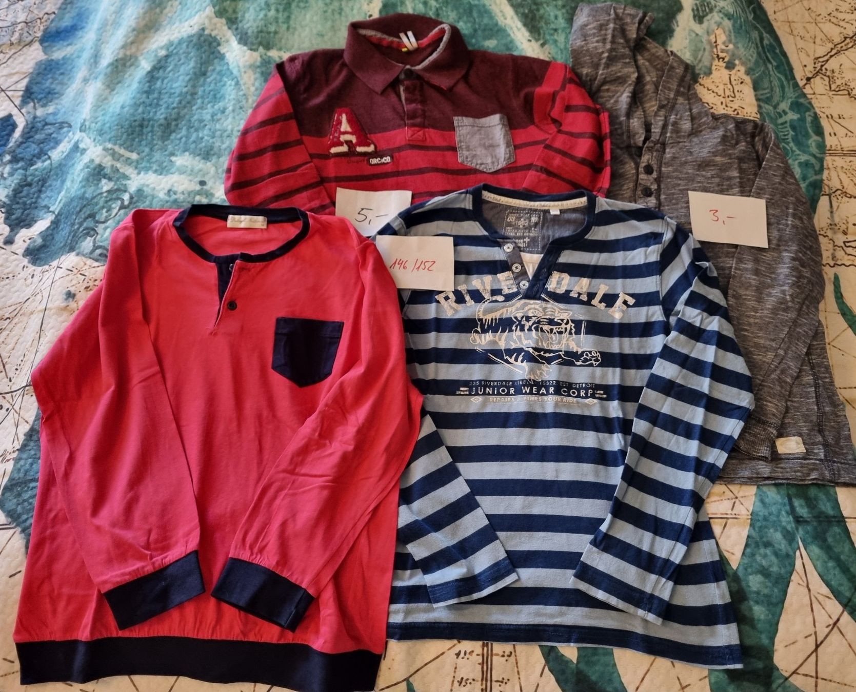 Pullover & Sweatshirts: 4x Langarmshirts Gr. 146/152 – Gebraucht aus Oberrüti von Nicki_Like