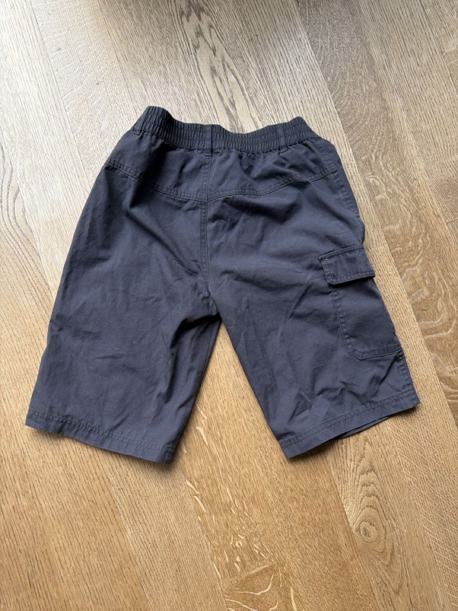 Trollkids Pantaloni: Trollkids Shorts Größe 152 in Grau – Usato da Zug venduto da kam_m856 1