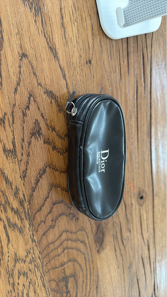 Dior Make-up: Dior Make-up Kosmetiktasche – Usato da Adligenswil venduto da goverla11