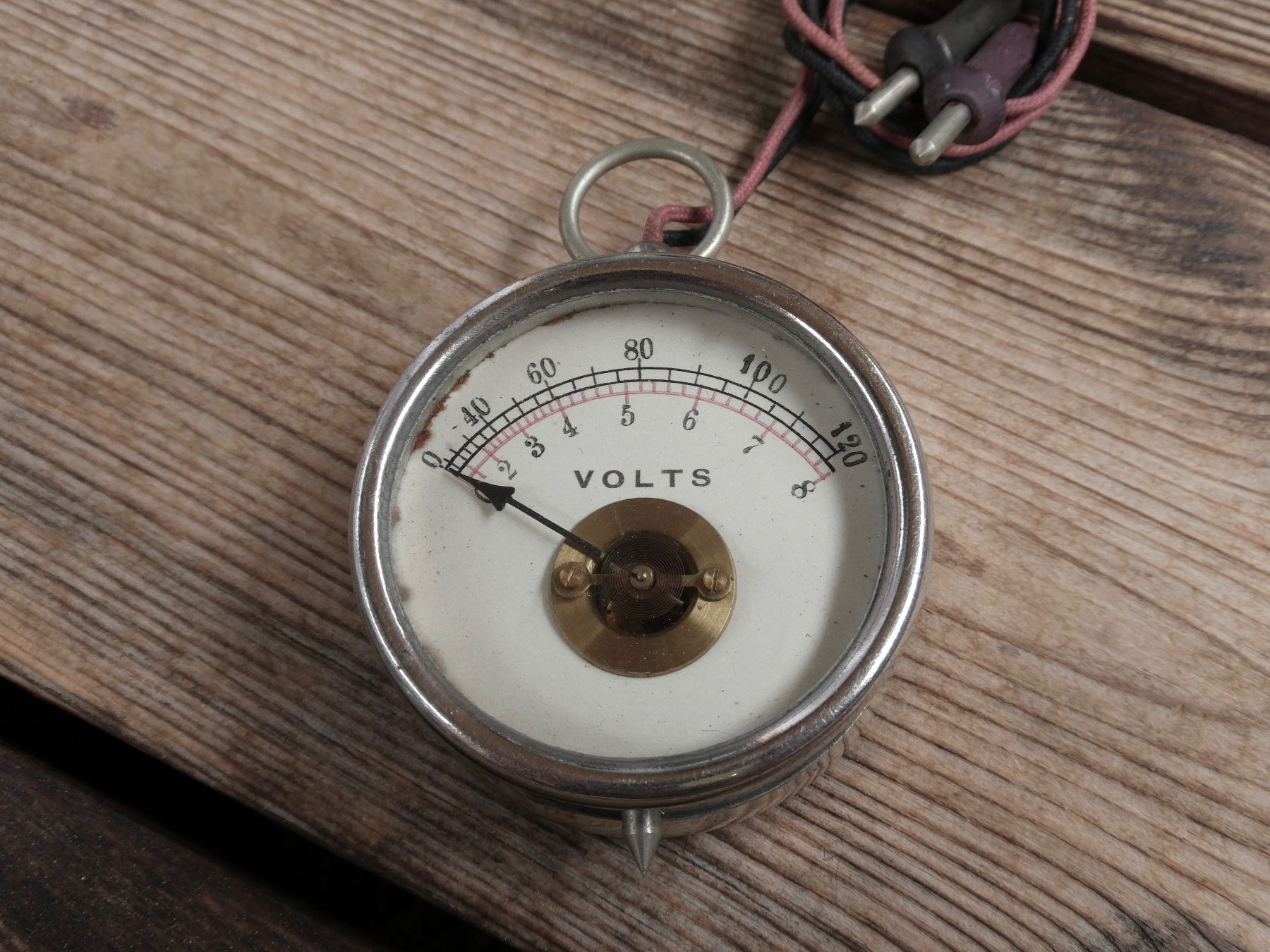 Mesurer: antiker Voltmesser, Voltmeter – D'occasion à Lüchingen par Eeizo 2