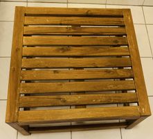 Tavolino da esterno in legno colore marrone, misure 50x50x40