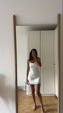 Rückenfreies weisses Sommerkleid Gr. XS oder S von Zara
