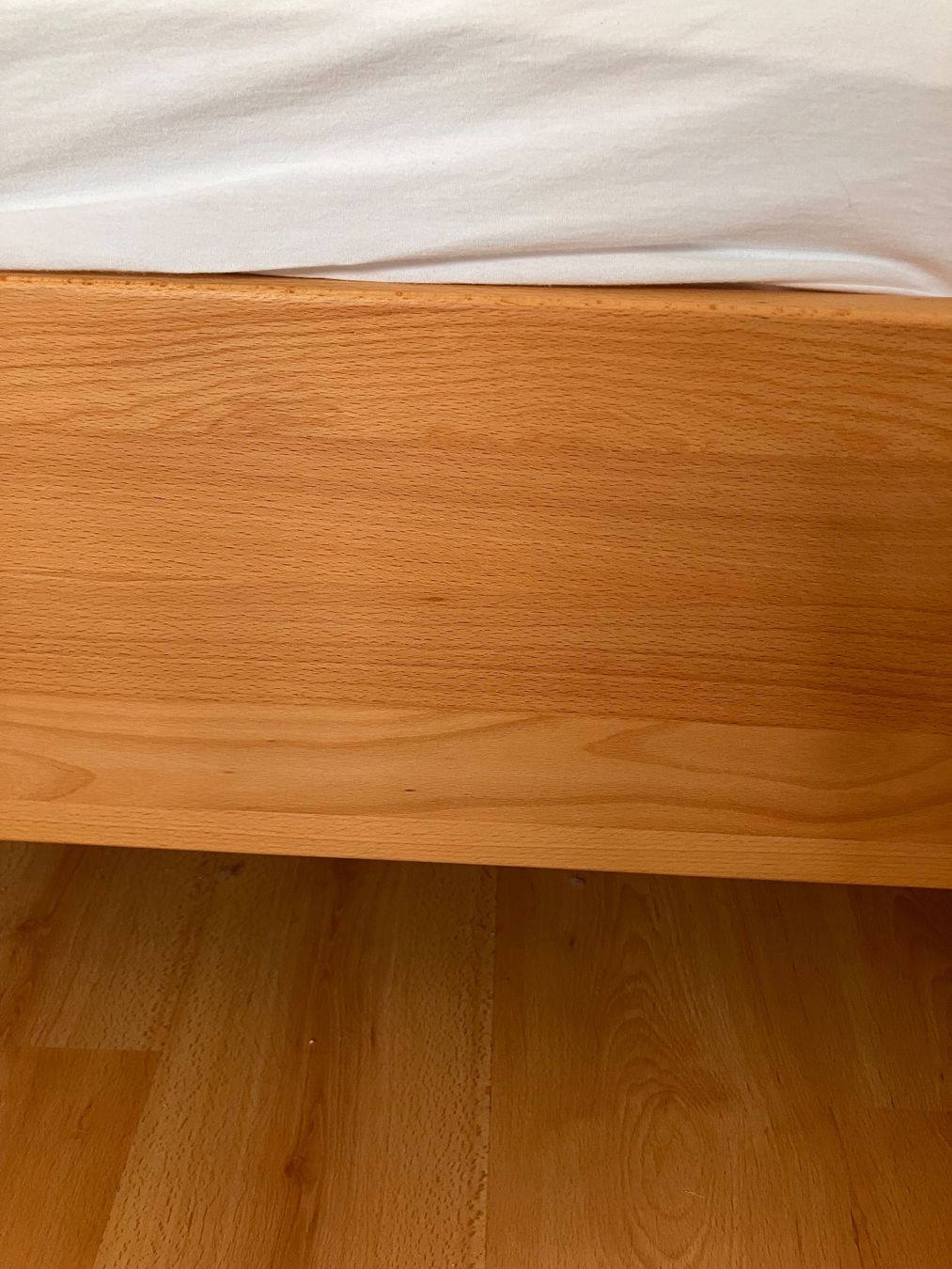Betten: Bett aus Holz – Gebraucht aus Grabs von lea_tg6s 4