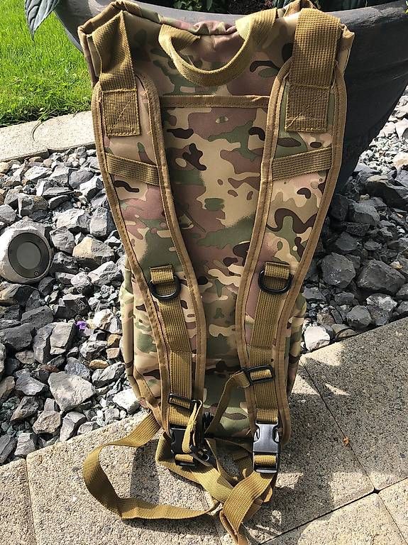 Rucksäcke: Universal Rucksack NEU – Gebraucht aus Emmenbrücke von Wir5 1