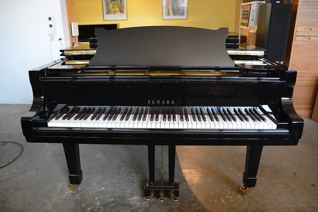 Musikinstrumente: Piano à queue Yamaha de concert, CF 275cm. – Gebraucht aus La Tour de Peilz von olti02 3