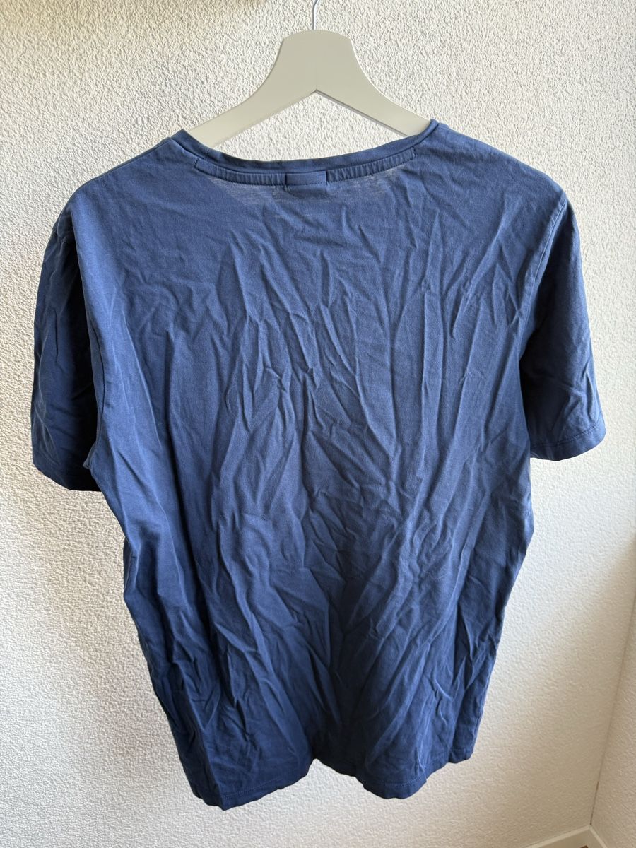 Hugo Boss T-Shirts: Hugo Boss T-Shirt, Gr. M – Gebraucht aus Lyss von Schuschuu. 1