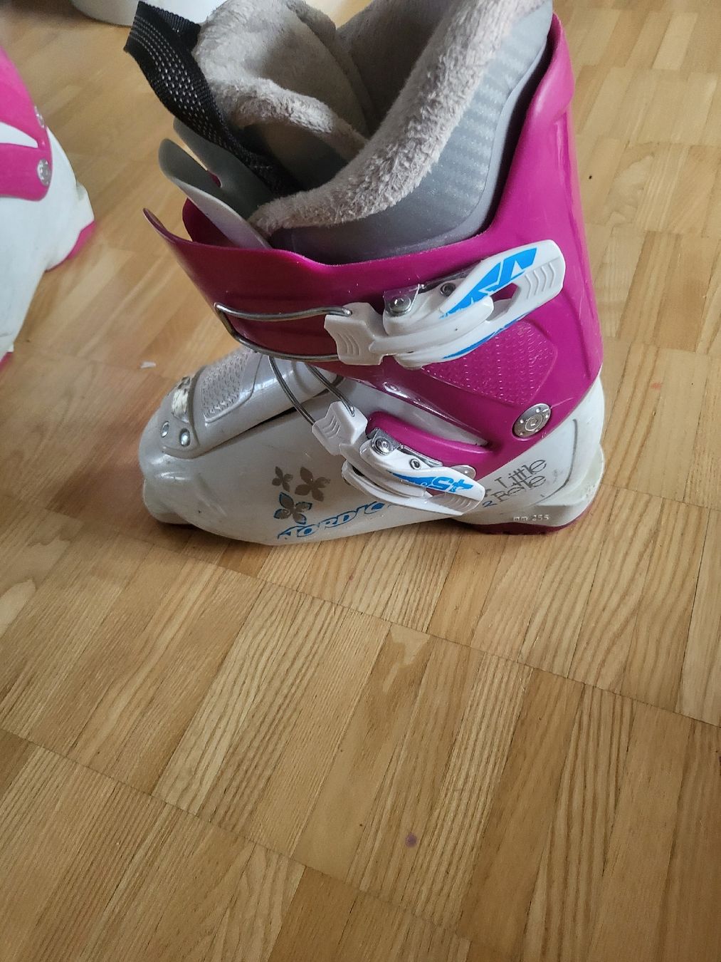 Scarpe per ragazze: Mädchenskischuhe Little Belle – Usato da Jona venduto da ramona024 1