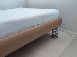 Schönes Bett 120x200cm zu verkaufen