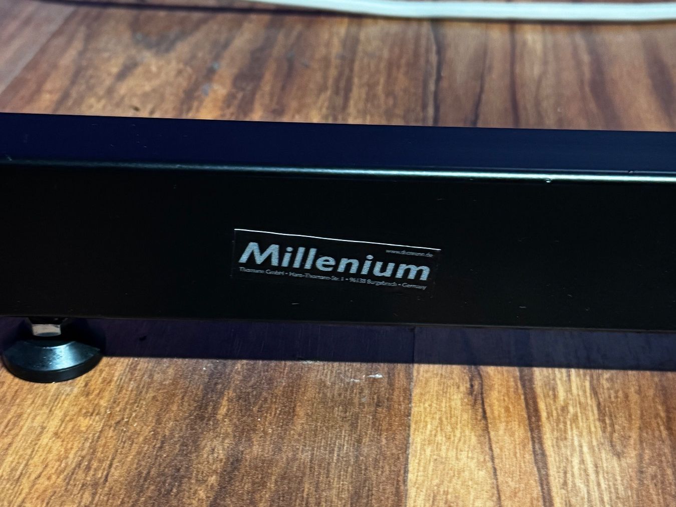Millenium Supporti a parete: 2x Stativ für  Studiomonitore Millenium höhenverstellbar – Usato da Windisch venduto da sim_jv2d 2