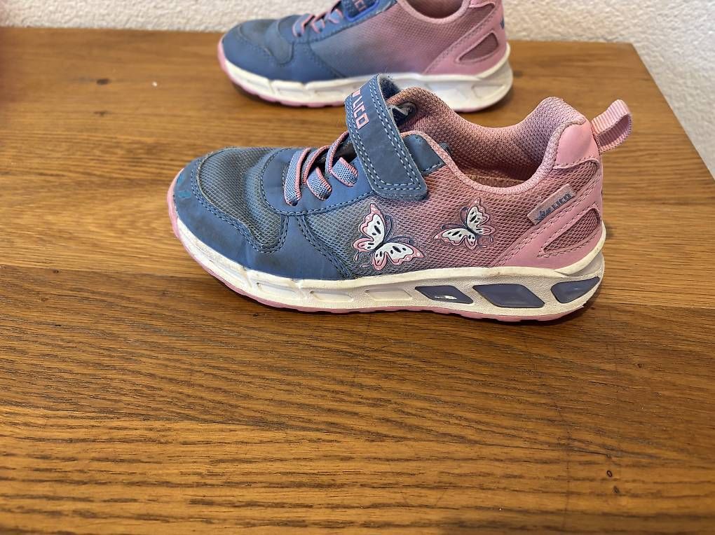 Scarpe per ragazze: Turnschuhe Gr 28-30 – Usato da Altdorf UR venduto da ait_z866 1